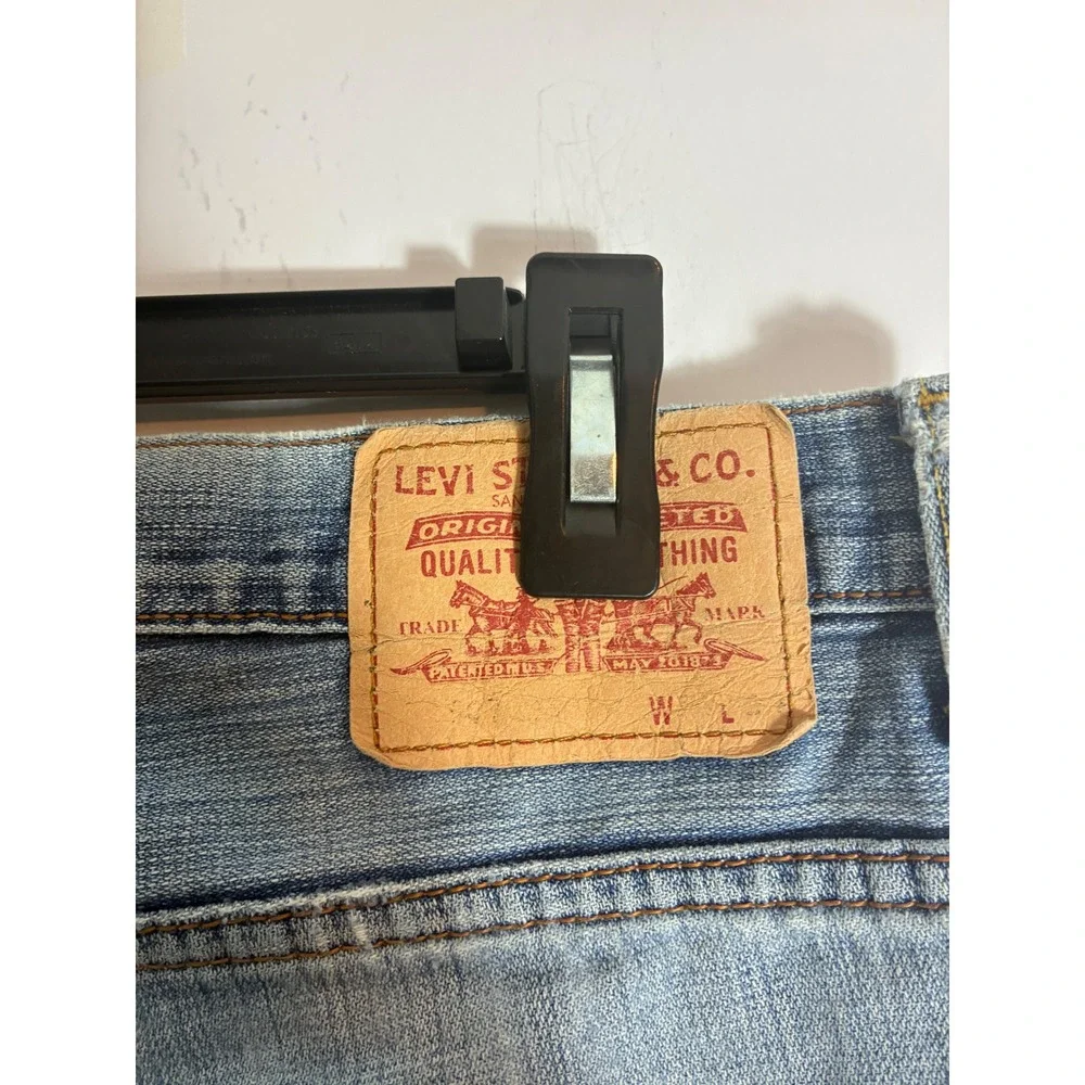 Levis 514 Straight Leg Jeans Light Wash Distressed Thrashed Skater Grunge 34x26